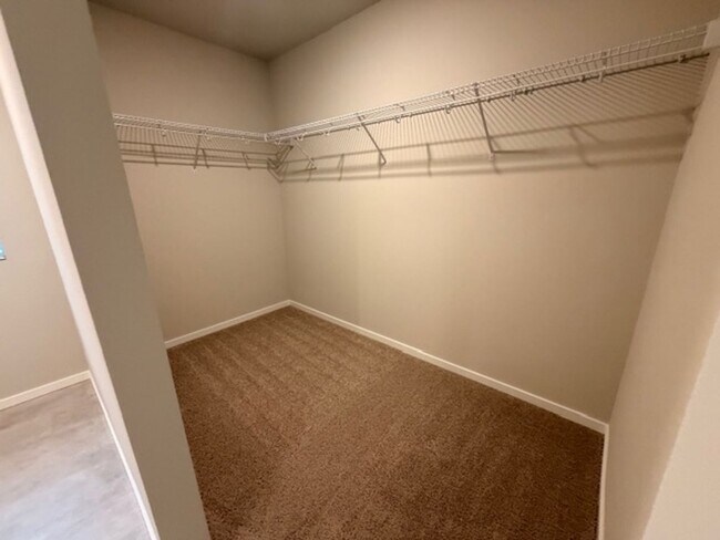 Building Photo - Brand New 2025 Home in Bakerview