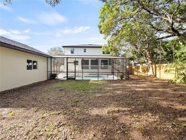 Building Photo - 1368 Hibiscus Ave