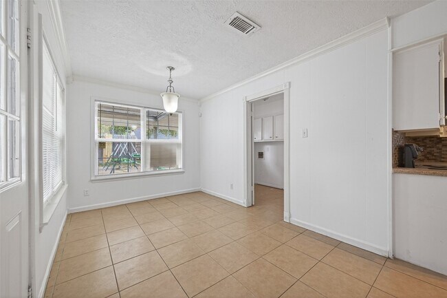 Building Photo - 17614 Telegraph Creek Dr