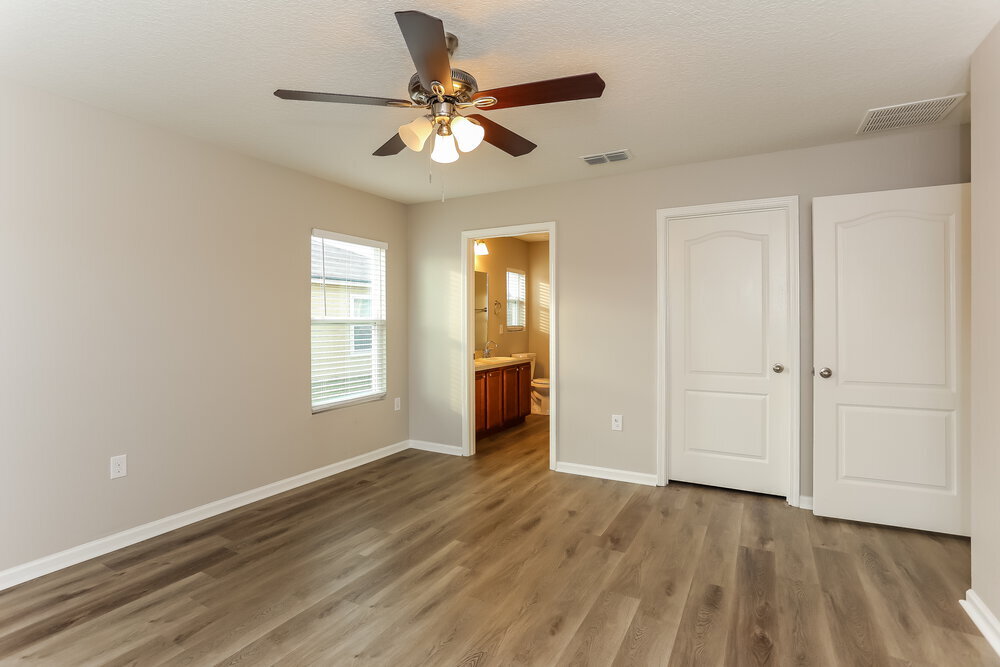 Building Photo - 6738 Sandle Dr