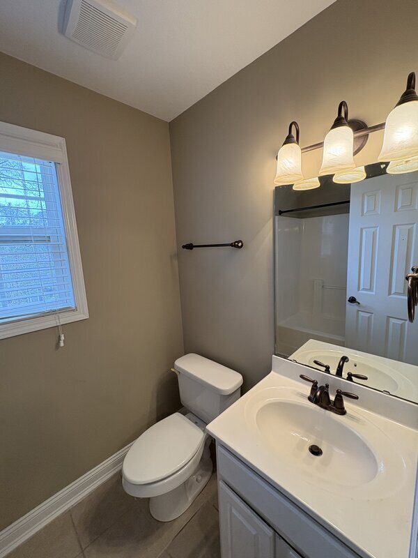 Building Photo - 113 Winning Ticket Dr