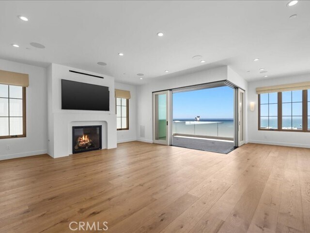 Building Photo - 505 Bayview Dr