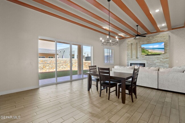 Building Photo - 12321 Desert Dove Ave