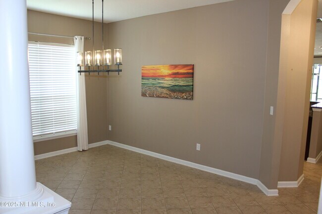 Building Photo - 5955 Wind Cave Ln
