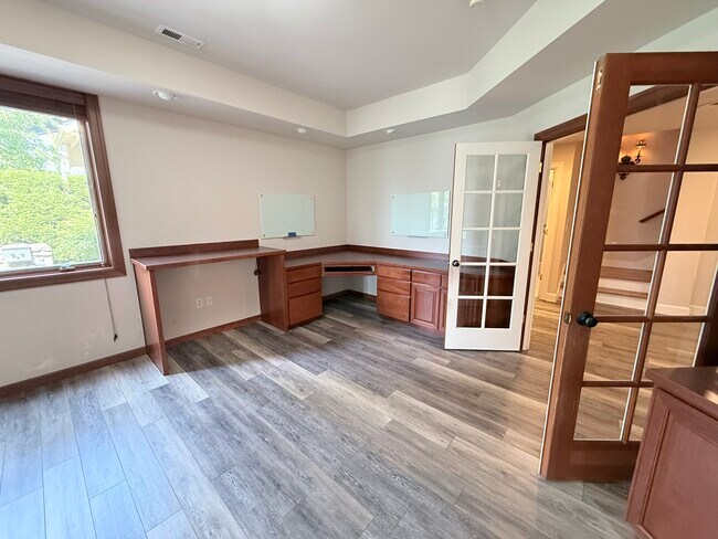 Building Photo - 2513 204th Terrace NE