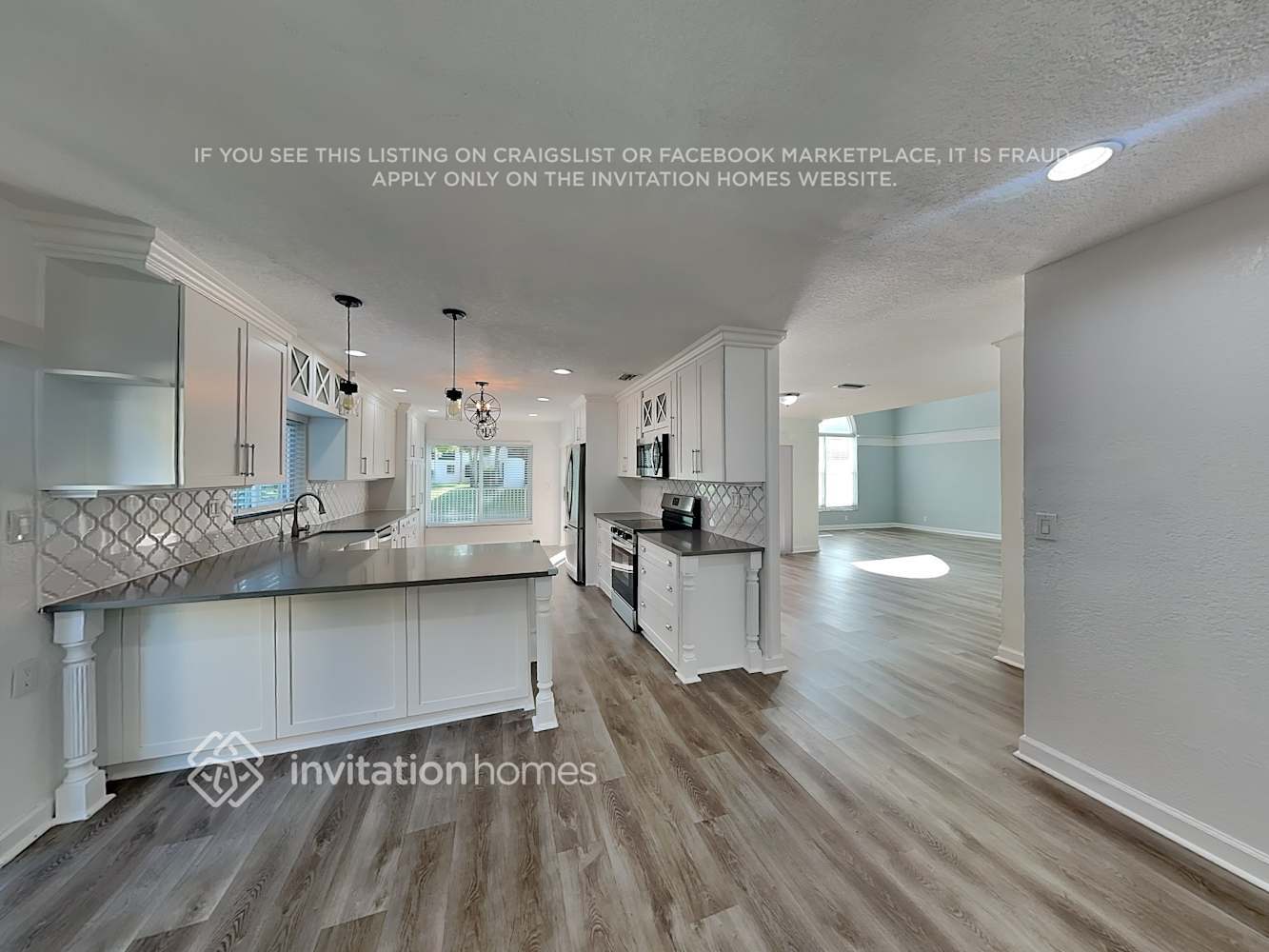 Building Photo - 6340 NW 77th Ct