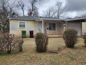 Building Photo - 1905 Peachtree Ave