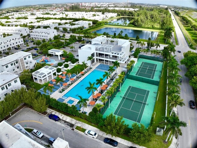 Building Photo - 6320 NW 104th Path