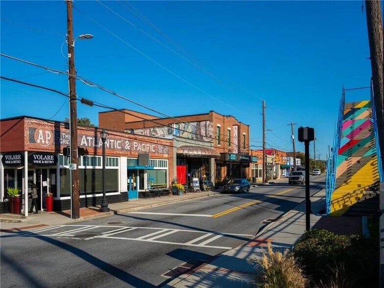 Building Photo - 1121 Glendale Dr