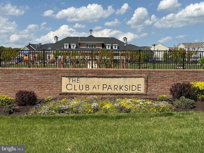 Building Photo - 4619 Forest Pines Dr