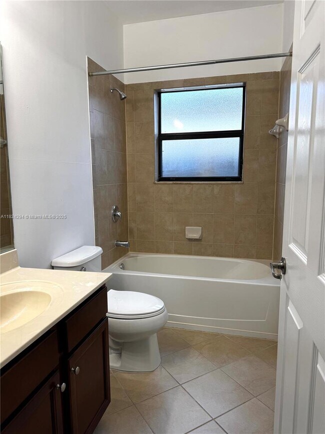 Building Photo - 11510 SW 240th Terrace