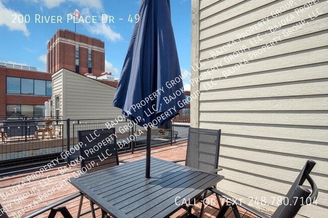 Building Photo - 200 River Pl Dr