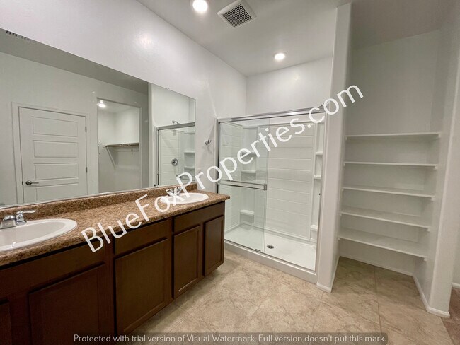 Building Photo - 6305 E Desert Peak Dr