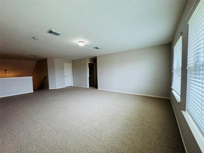 Building Photo - 8003 Beech Park Ln