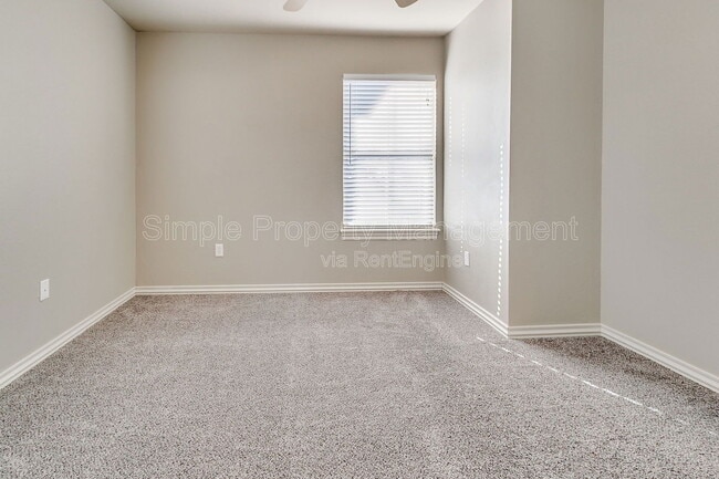 Building Photo - 14991 1st St