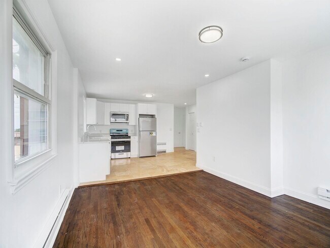 Building Photo - 1110-1112 73rd St
