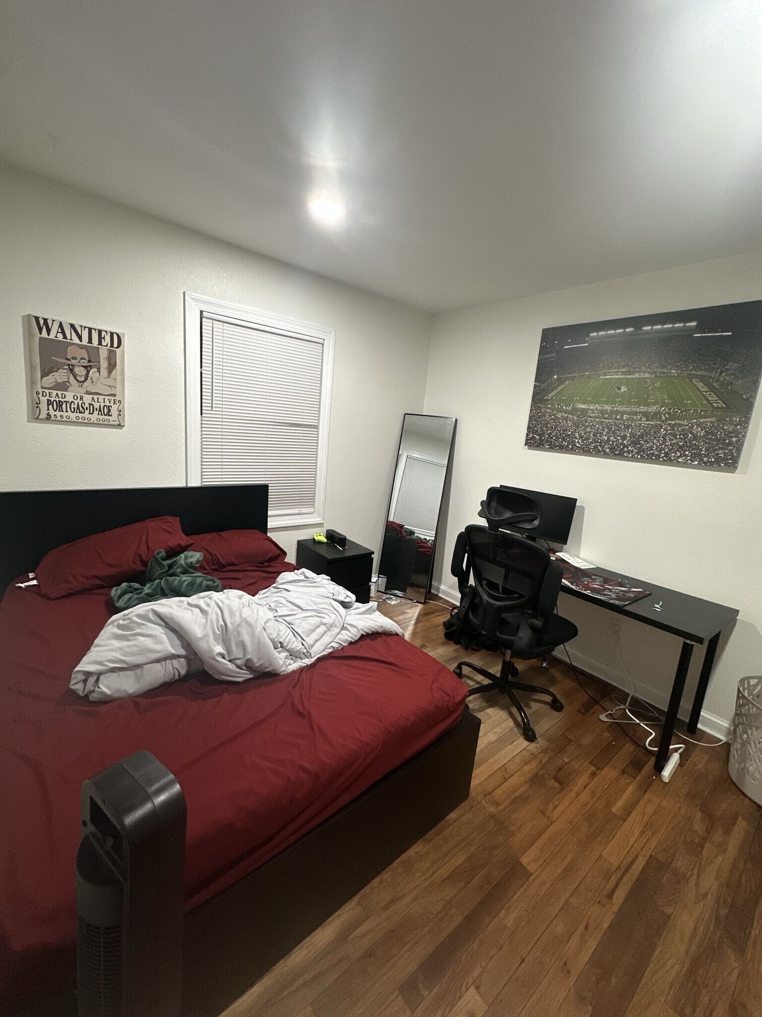 Building Photo - 757 California St