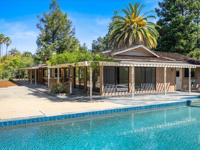 Building Photo - 19521 Tweed Ct