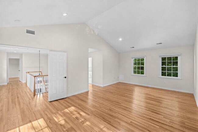 Building Photo - 6609 Heidi Ct