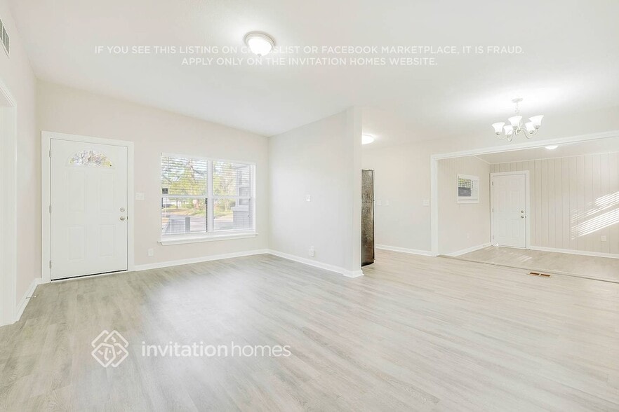 Building Photo - 6336 Bondy Pl