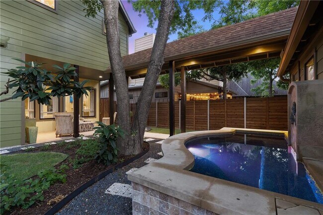 Building Photo - 5010 Finley Dr