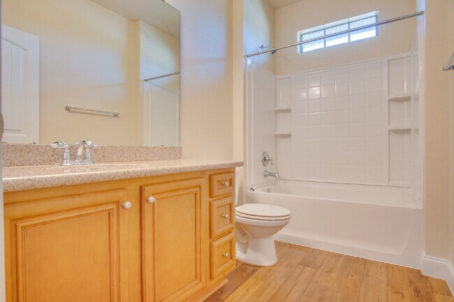 Building Photo - Hickory Hill Rental with Granite Counters,...