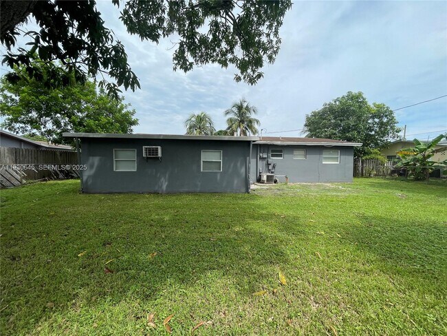 Building Photo - 5820 NW 13th St