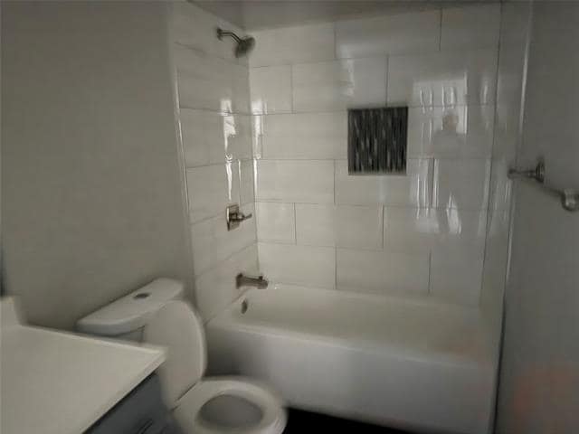 Building Photo - 119 Peachtree Ct