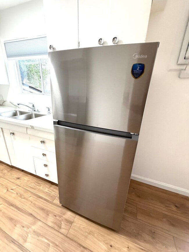 Building Photo - Private & Cozy Detached ADU in South Tahoe Park!