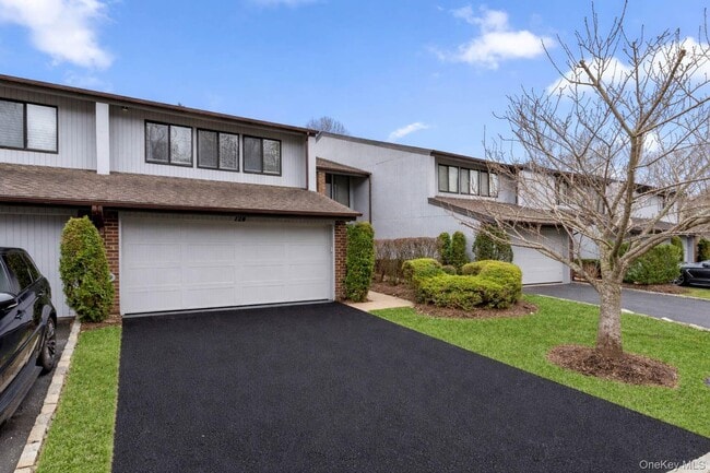 Building Photo - 124 Foxwood Dr