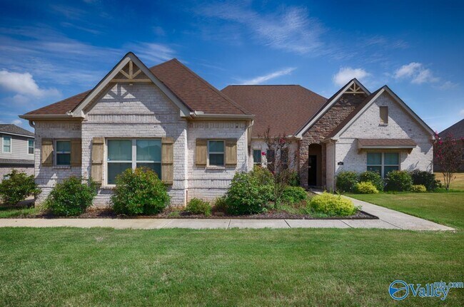 Primary Photo - 216 SW Winterbranch Rd