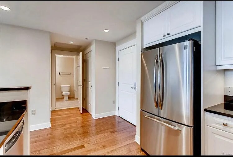 Building Photo - 7220 W Bonfils Pl