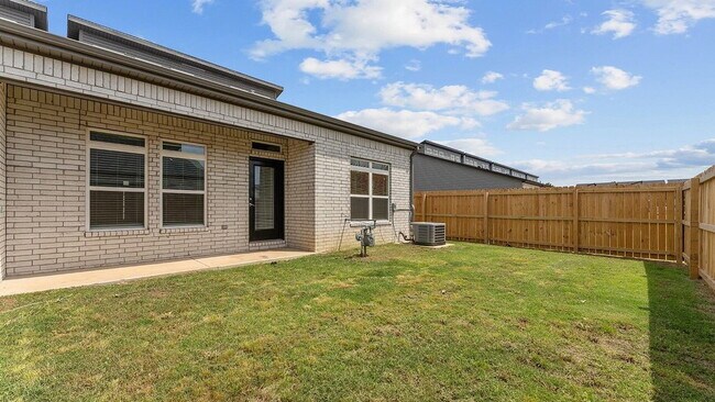 Building Photo - 491 Azurite Rd