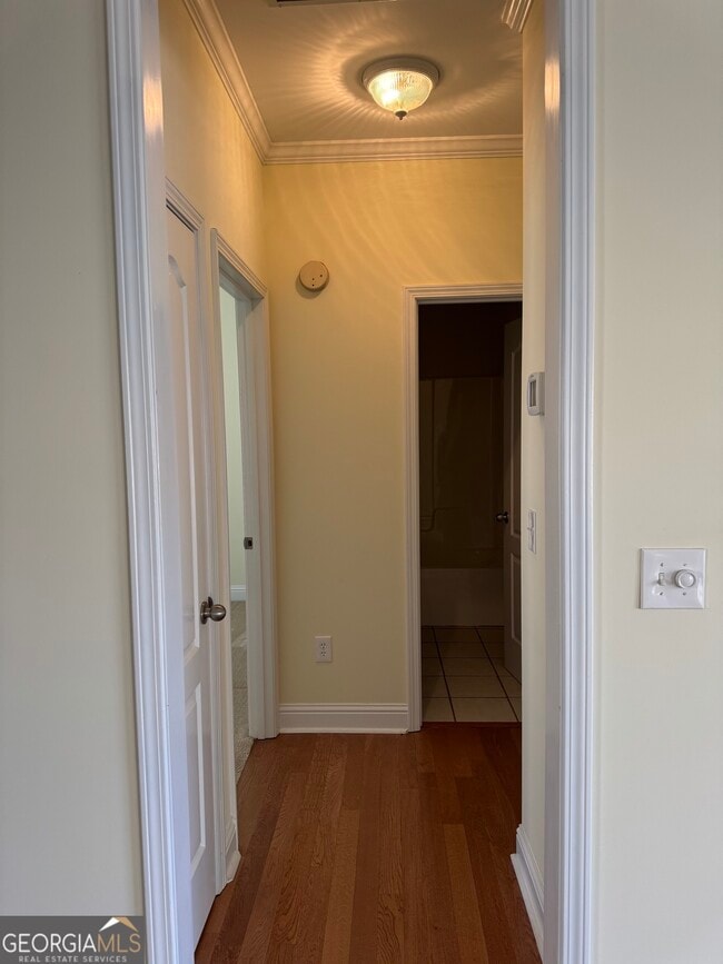 Building Photo - 1040 Willowynd Point