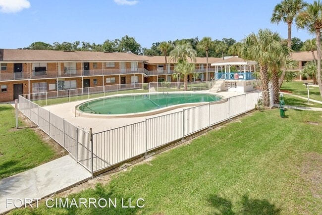Building Photo - 830 Arlington River Dr