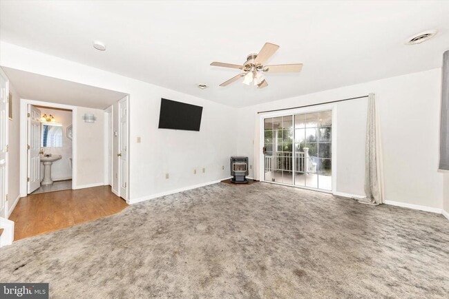 Building Photo - 105 Ridge Ave