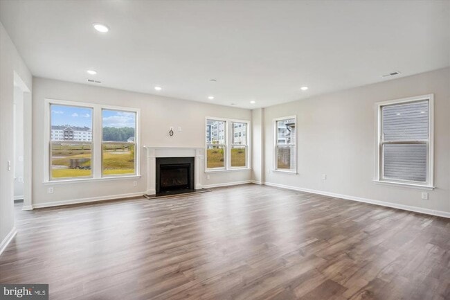 Building Photo - 21812 Hawksbill High Cir