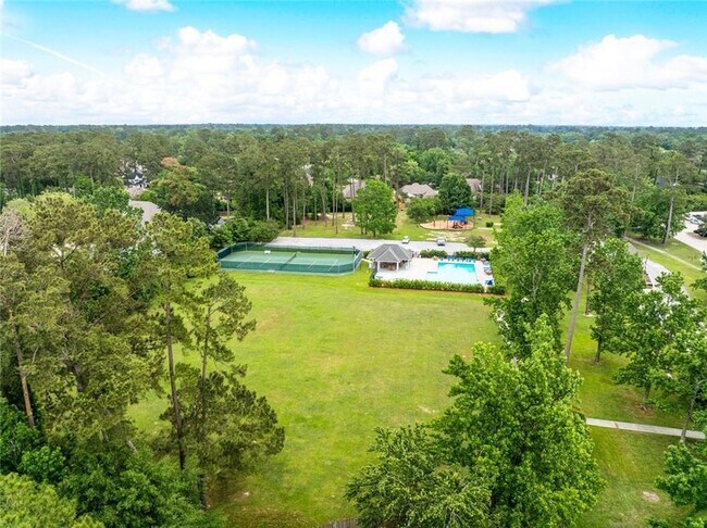 Building Photo - 1306 Woodmere Dr
