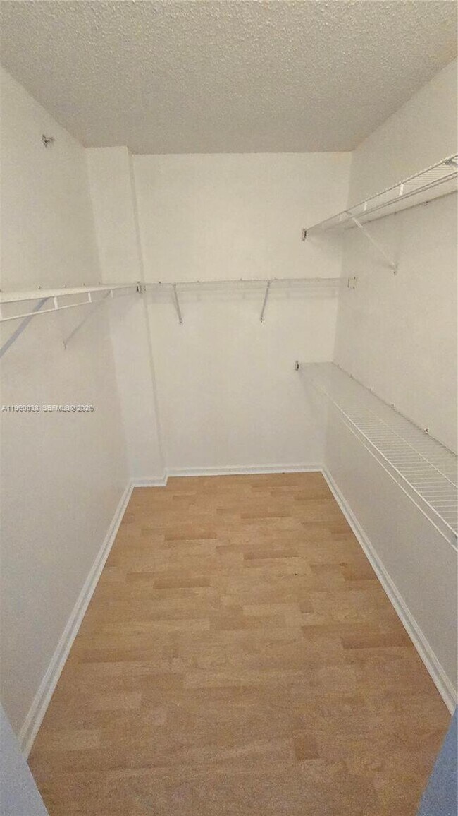 Building Photo - 1919 Van Buren St