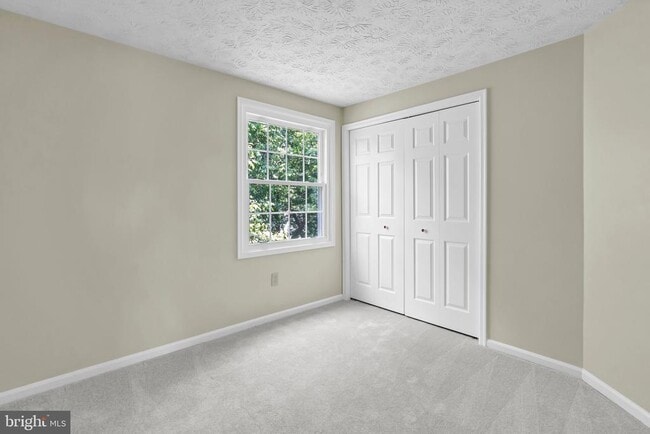 Building Photo - 14109 Stonecutter Dr