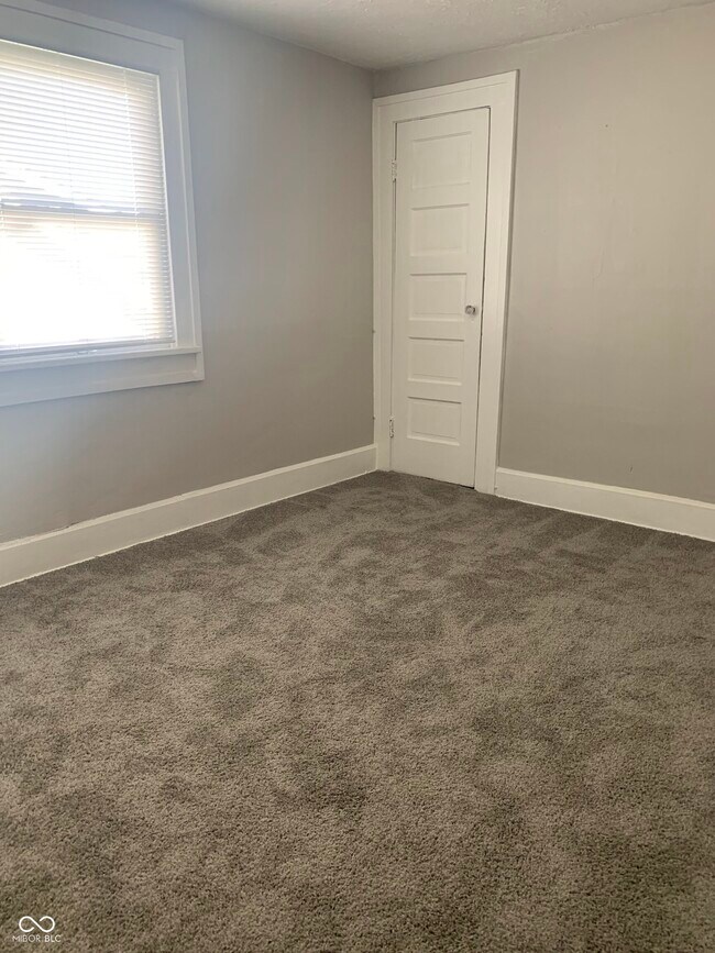 Building Photo - 4202 Carrollton Ave