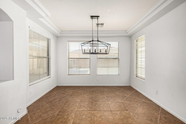 Building Photo - 3712 E Fruitvale Ave