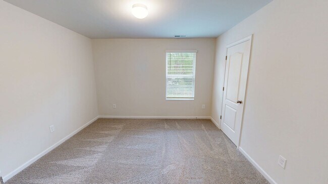 Building Photo - Pet Friendly 2023 Build in Convenient Location!