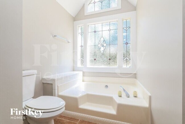 Building Photo - 513 Ashton Manor Dr