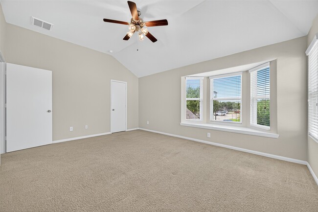 Building Photo - 20123 Windy Stone Dr