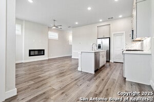 Building Photo - 8851 Oakland Rd