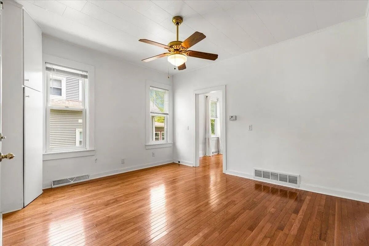 Dining Room - 1052 Poplar St