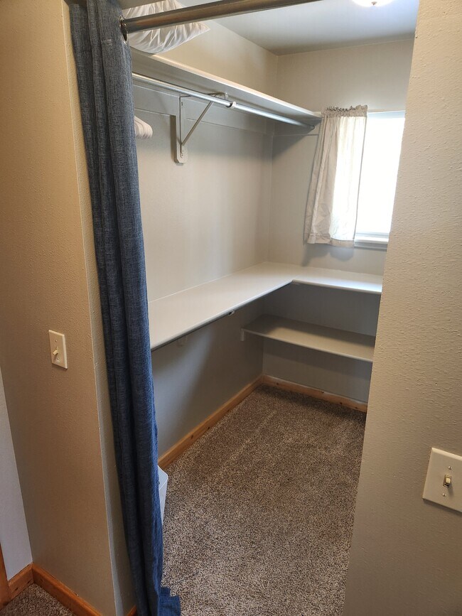 Building Photo - 4603 Co Rd 1