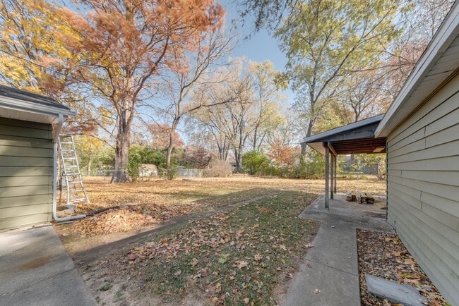 Building Photo - Fully remodeled 4 Bed / 2 bath ranch home