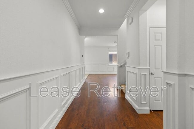 Building Photo - 16092 Old Glory Ct